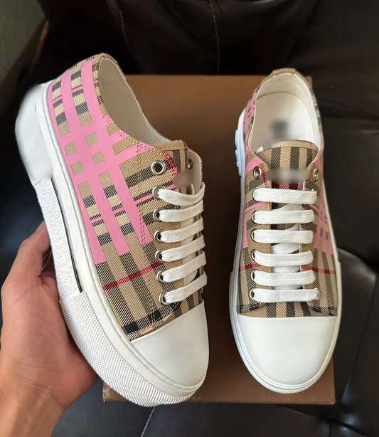 Burberri Pink Low